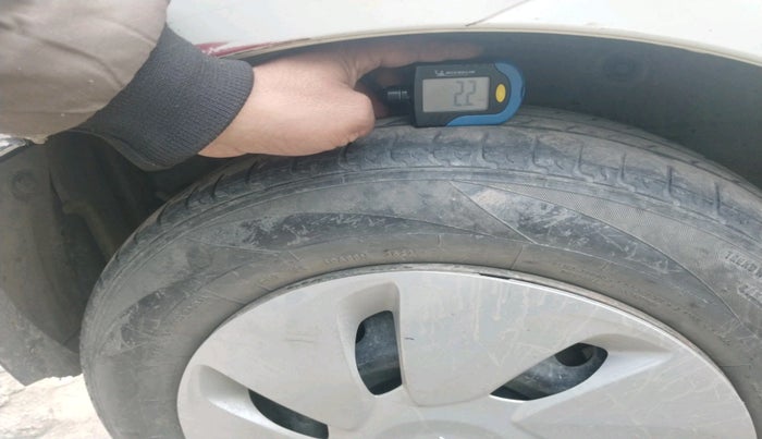 2018 Maruti Celerio VXI CNG, Petrol, Manual, 1,22,986 km, tyre