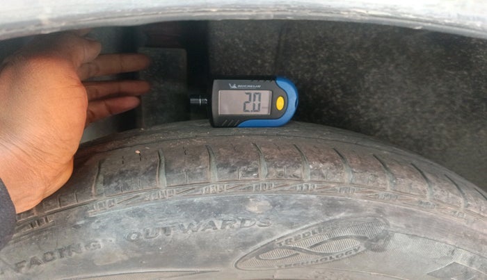 2017 Maruti Swift LDI, Diesel, Manual, 1,67,564 km, tyre