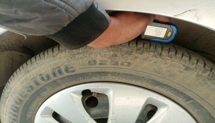 2011 Hyundai i10 MAGNA 1.2, Petrol, Manual, 68,387 km, tyre