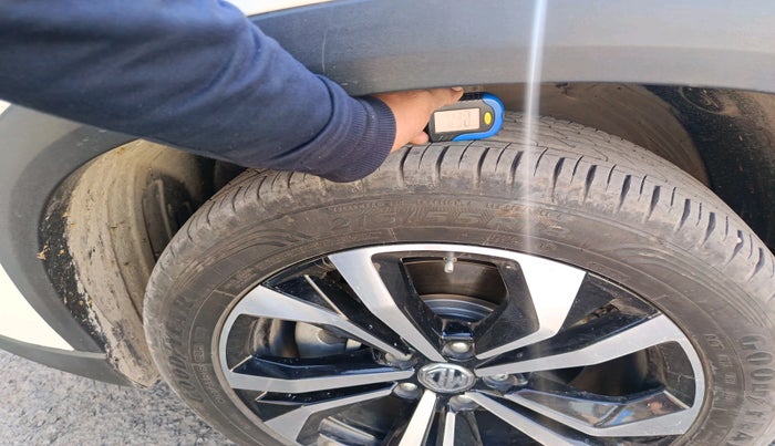 2024 MG HECTOR SMART PRO 2.0 TURBO DIESEL, Diesel, Manual, 5,935 km, tyre