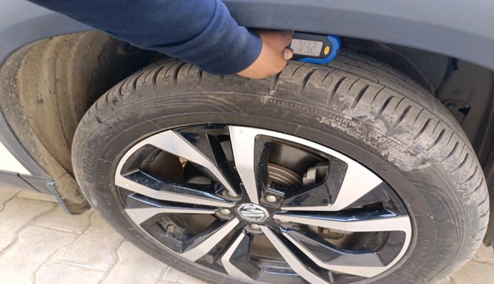 2024 MG HECTOR SMART PRO 2.0 TURBO DIESEL, Diesel, Manual, 5,935 km, tyre