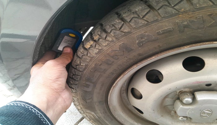 2018 Hyundai Eon ERA +, Petrol, Manual, 48,023 km, tyre