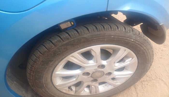 2017 Tata Tiago XZ PETROL, Petrol, Manual, 1,19,978 km, tyre