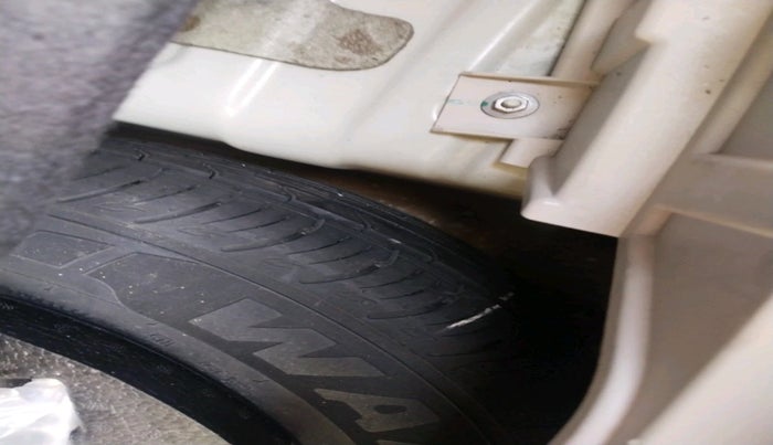 2021 Mahindra XUV300 W8 (O) 1.5 DIESEL, Diesel, Manual, 60,600 km, tyre