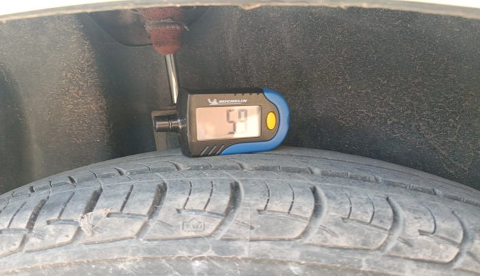 2011 Volkswagen Polo TRENDLINE 1.2L DIESEL, Diesel, Manual, 49,742 km, tyre