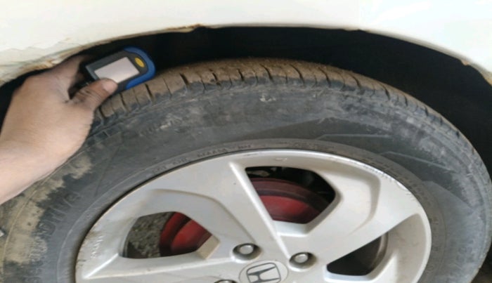 2015 Honda City 1.5L I-VTEC VX CVT, Petrol, Automatic, 1,15,298 km, tyre