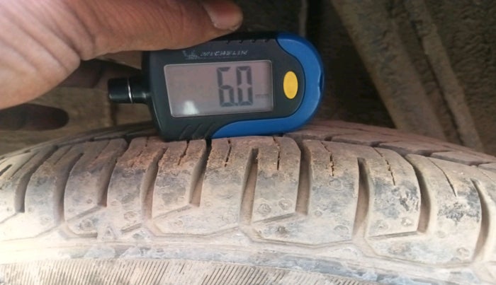 2018 Renault Kwid 1.0 MARVEL IRON MAN EDITION AMT, Petrol, Automatic, 58,252 km, tyre