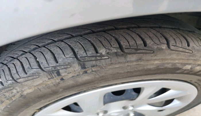 2019 Hyundai Grand i10 SPORTZ 1.2 KAPPA VTVT, Petrol, Manual, 1,11,021 km, tyre