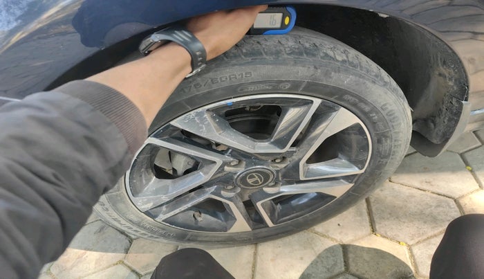 2019 Tata TIGOR XZ PLUS PETROL, Petrol, Manual, 72,745 km, tyre