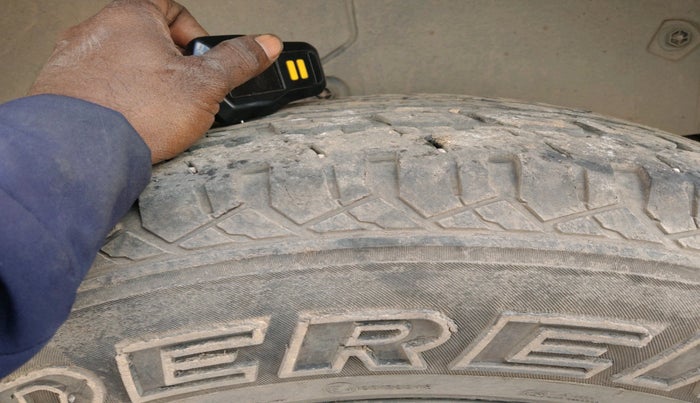 2022 Mahindra Thar LX D AT 4WD HT, Diesel, Automatic, 57,678 km, tyre