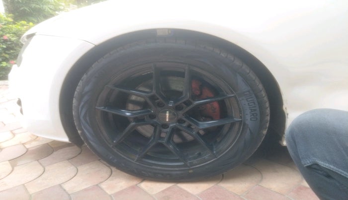 2011 Audi A7 SPORTBACK 3.0 TDI QUATTRO, Diesel, Automatic, 60,935 km, tyre