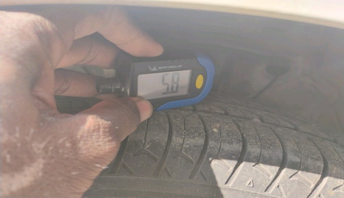 2021 Maruti Swift VXI, Petrol, Manual, 81,053 km, tyre