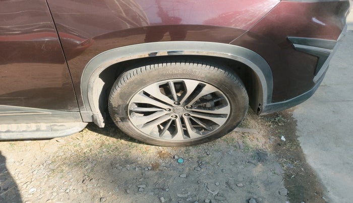 2021 MG HECTOR SHARP 2.0 DIESEL, Diesel, Manual, 17,60,001 km, tyre