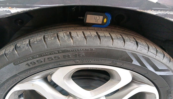 2019 Hyundai Elite i20 ASTA 1.2 (O), Petrol, Manual, 23,253 km, tyre