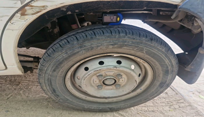 2010 Maruti Alto LXI, Petrol, Manual, 1,68,951 km, tyre