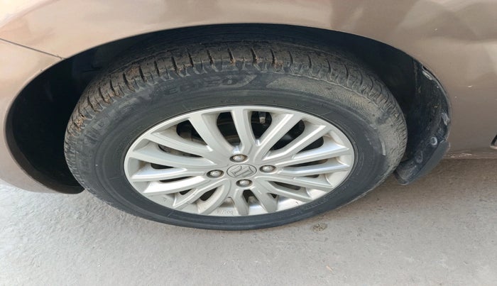 2017 Maruti Dzire ZXI AMT, Petrol, Automatic, 66,203 km, tyre