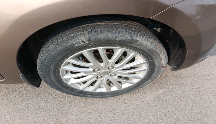 2017 Maruti Dzire ZXI AMT, Petrol, Automatic, 66,203 km, tyre