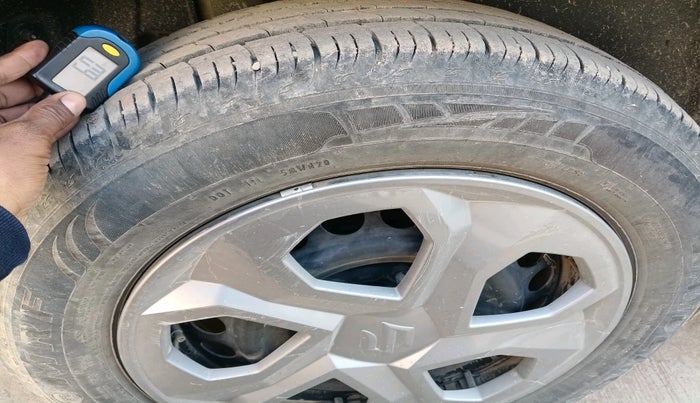 2024 Maruti BREZZA LXI S- CNG, Petrol, Manual, 47,585 km, tyre