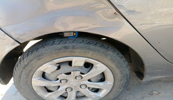 2013 Hyundai Eon MAGNA +, Petrol, Manual, 96,579 km, tyre