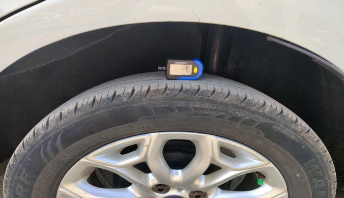 2013 Ford Ecosport TITANIUM 1.5L DIESEL, Diesel, Manual, 1,12,506 km, tyre