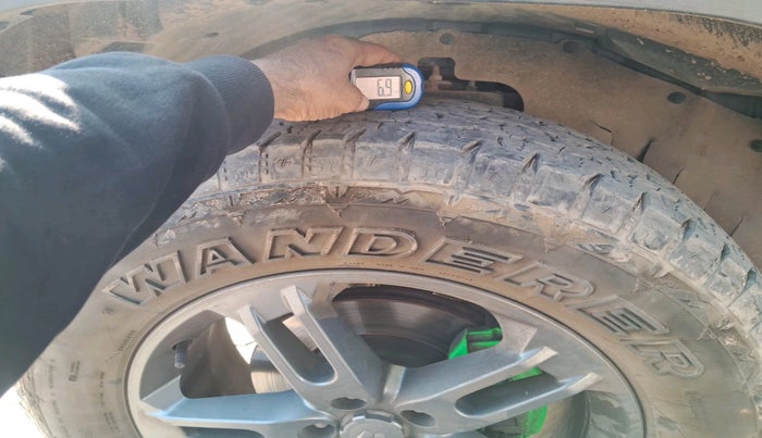 2024 Mahindra Thar LX P 2WD AT HT, Petrol, Automatic, 21,122 km, tyre