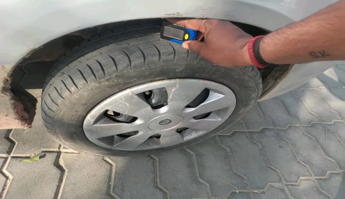 2013 Maruti Alto K10 VXI, Petrol, Manual, 1,36,806 km, tyre