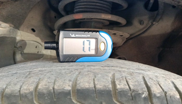 2017 Hyundai Elite i20 SPORTZ 1.2, Petrol, Manual, 82,653 km, tyre