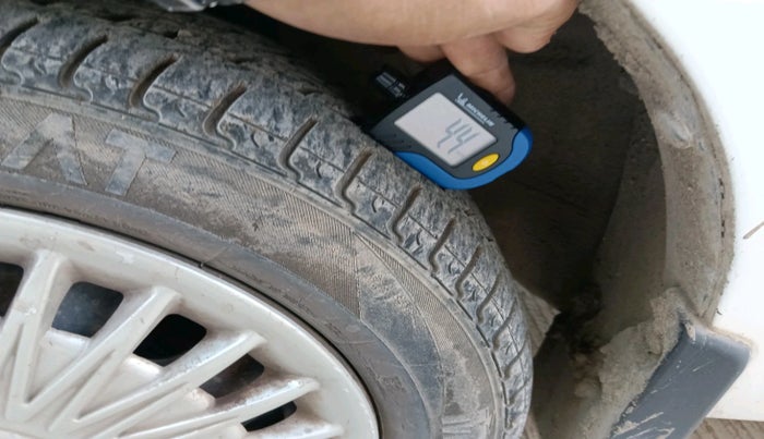 2015 Maruti Alto K10 VXI AMT, Petrol, Automatic, 81,342 km, tyre