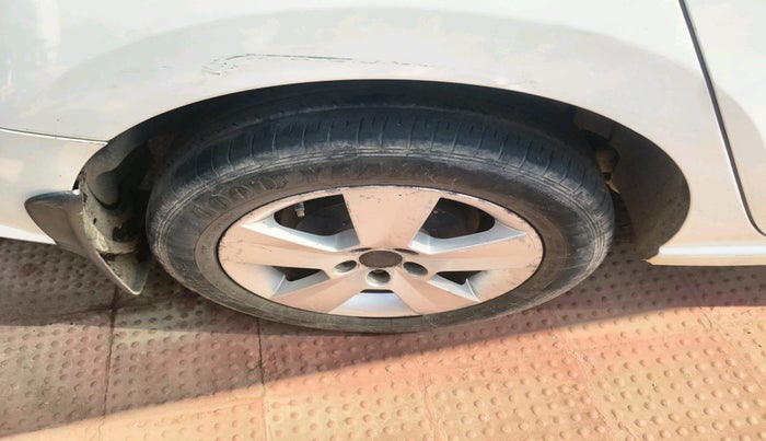 2017 Skoda Rapid STYLE 1.5 TDI, Diesel, Manual, 1,65,222 km, tyre