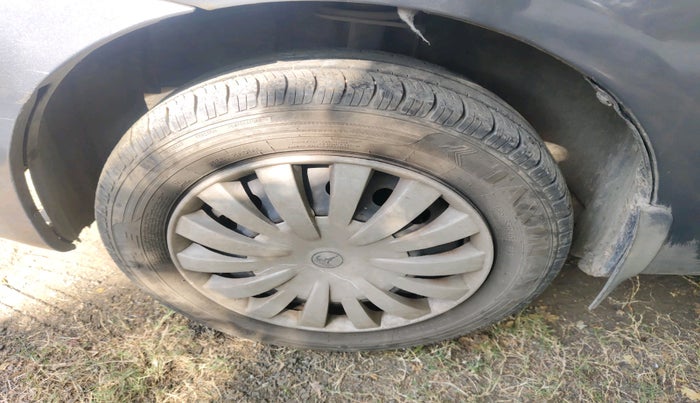 2013 Toyota Etios GD, Diesel, Manual, 1,31,857 km, tyre