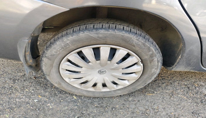 2013 Toyota Etios GD, Diesel, Manual, 1,31,857 km, tyre