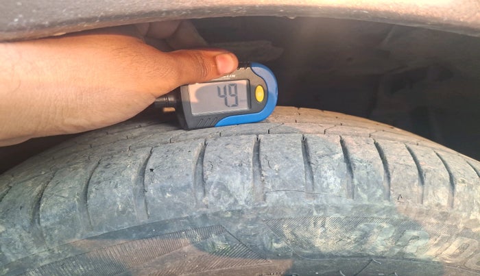 2014 Maruti Ertiga VDI, Diesel, Manual, 1,11,863 km, tyre