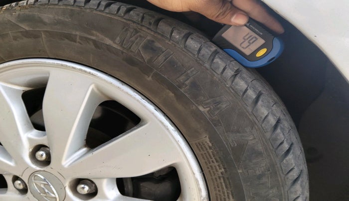 2014 Hyundai Xcent S AT 1.2, Petrol, Automatic, 72,444 km, tyre