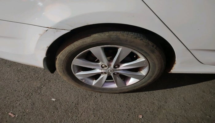 2012 Hyundai Verna FLUIDIC 1.4 CRDI EX, Diesel, Manual, 1,11,007 km, tyre