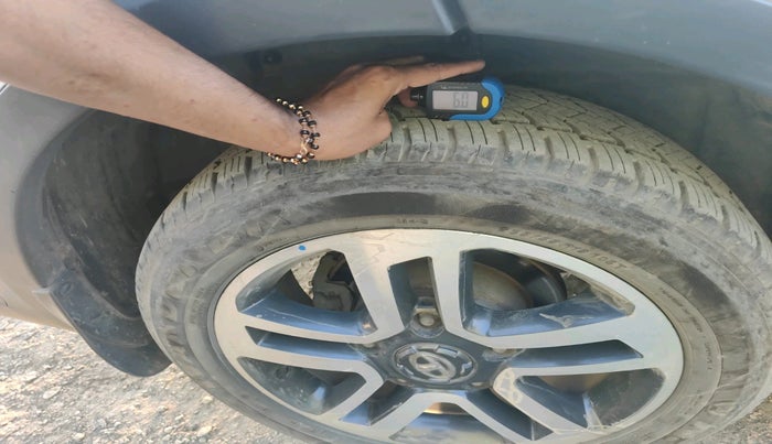 2018 Tata Hexa XTA 4X2 6 STR, Diesel, Automatic, 87,398 km, tyre