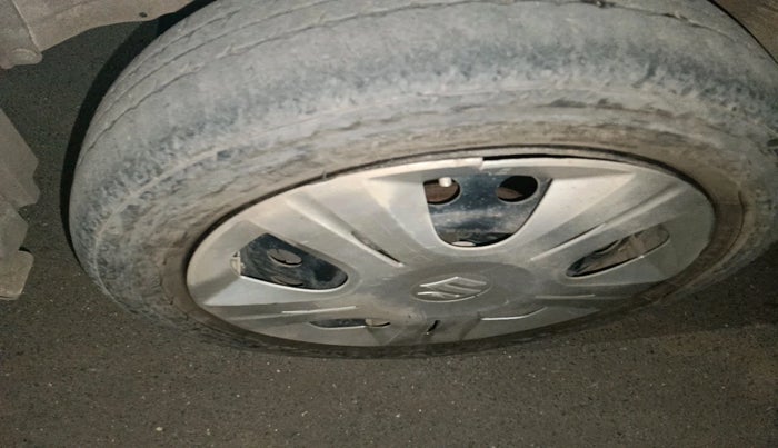 2015 Maruti Wagon R 1.0 VXI, Petrol, Manual, 43,345 km, tyre