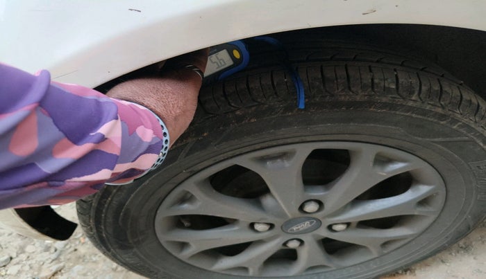 2014 Ford Figo TITANIUM 1.2 PETROL, Petrol, Manual, 78,835 km, tyre