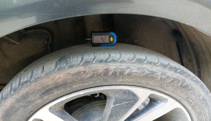 2021 Tata ALTROZ XZ PETROL, Petrol, Manual, 68,005 km, tyre