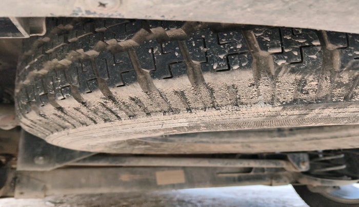 2019 Tata Harrier XZ 2.0L, Diesel, Manual, 1,61,588 km, tyre