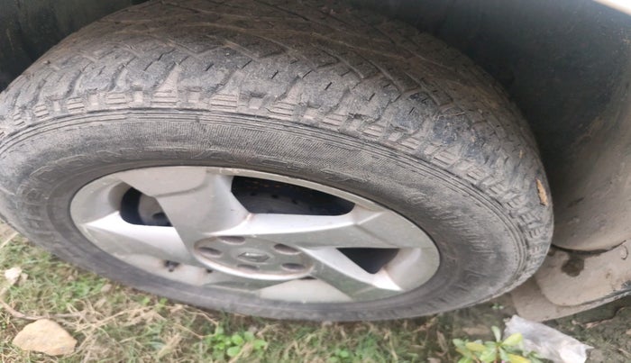 2015 Renault Duster 110 PS RXZ DIESEL, Diesel, Manual, 1,19,636 km, tyre