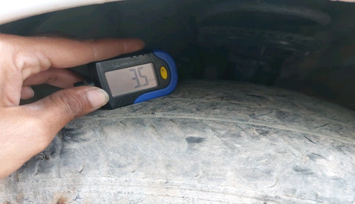 2014 Hyundai Verna FLUIDIC 1.6 CRDI EX, Diesel, Manual, 90,479 km, tyre