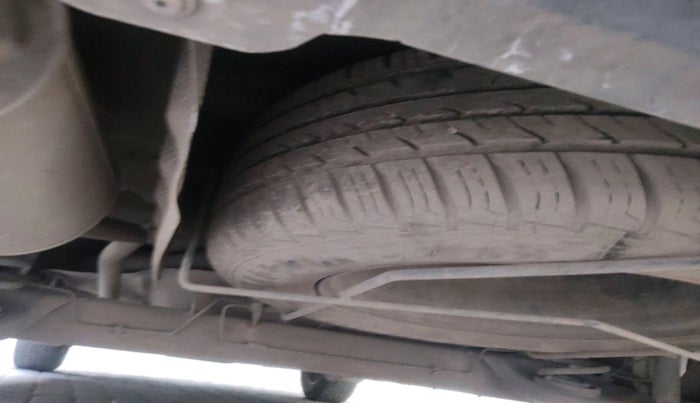 2015 Renault Duster 85 PS RXL DIESEL, Diesel, Manual, 1,36,590 km, tyre