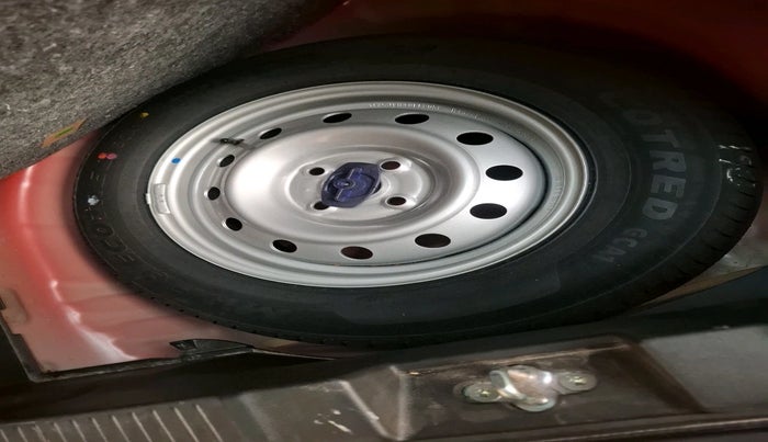 2024 Maruti Swift LXi, Petrol, Manual, 2,788 km, tyre