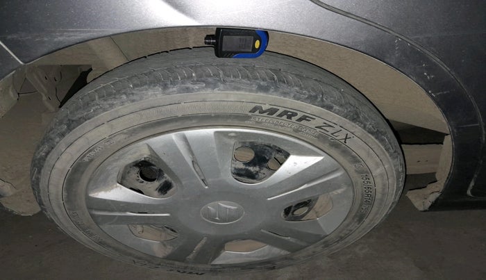 2018 Maruti Wagon R 1.0 VXI, Petrol, Manual, 72,111 km, tyre