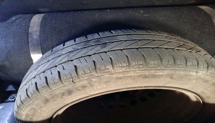 2016 Hyundai Grand i10 MAGNA AT 1.2 KAPPA VTVT, Petrol, Automatic, 95,342 km, tyre