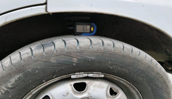 2019 Maruti Eeco 5 STR WITH A/C+HTR, Petrol, Manual, 1,18,547 km, tyre