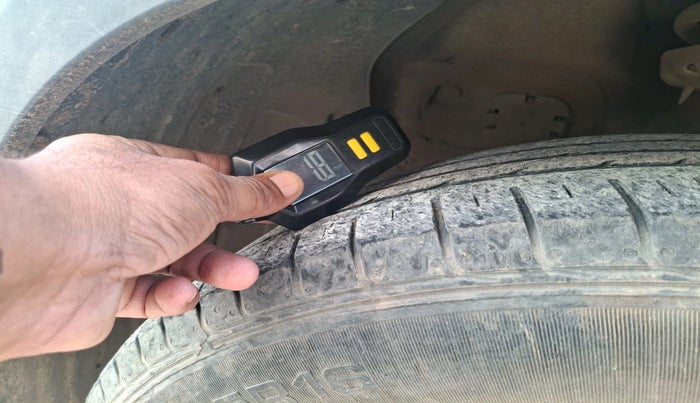 2022 KIA SELTOS HTE 1.5 PETROL, Petrol, Manual, 42,717 km, tyre