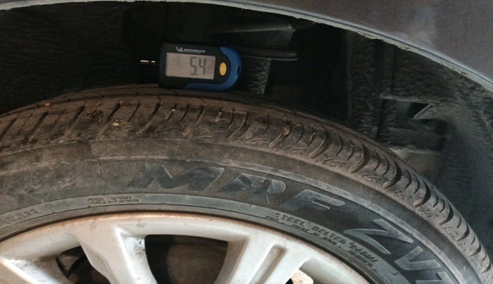 2018 Tata Tiago XZA PETROL, Petrol, Automatic, 39,085 km, tyre