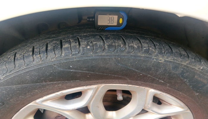 2015 Ford Ecosport TITANIUM+ 1.5L DIESEL, Diesel, Manual, 1,28,140 km, tyre