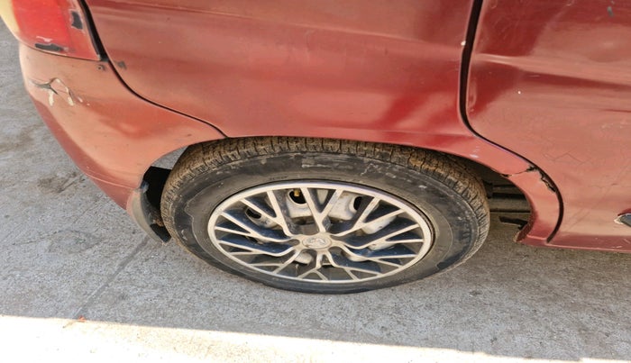 2011 Maruti Alto K10 LXI, Petrol, Manual, 1,87,249 km, tyre